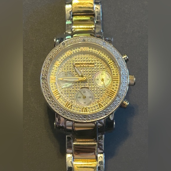 Akribos diamond Chronograph AK440